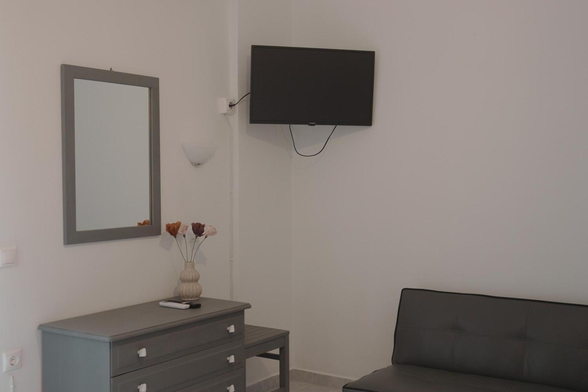 Kondilw Rooms Kalamítsi Exterior foto